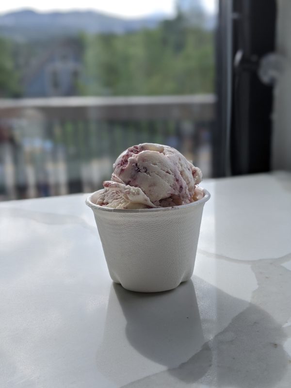 marscarpone with a cherry swirl - Image 2